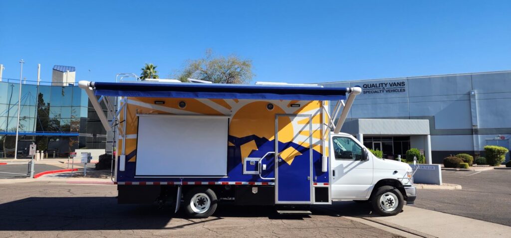 custom mobile office vehicle